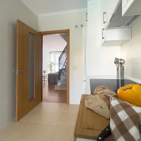Cerezashomes3 بيت للعطل جاريز دي لا فيرا